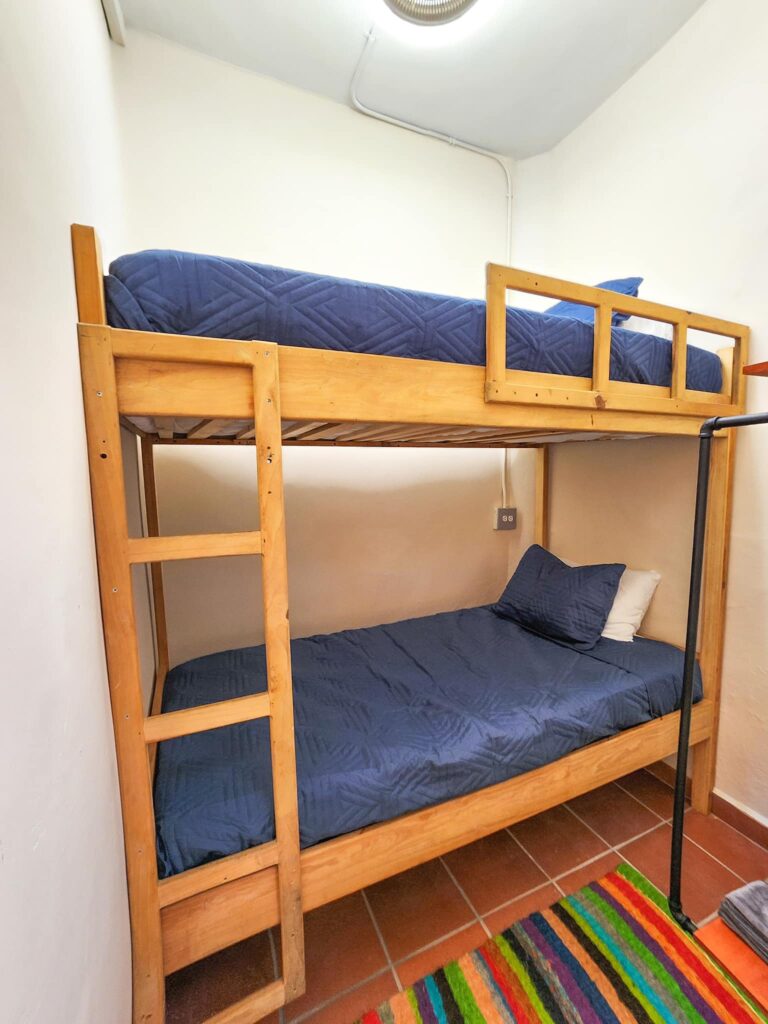 468889753 122105257364646693 8597948717344216509 n 768x1024